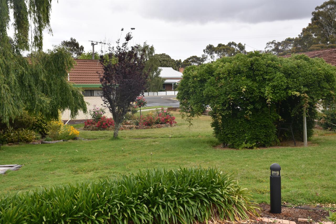 Mount Barker Valley Views Motel & Chalets, Western Australia 외부 사진