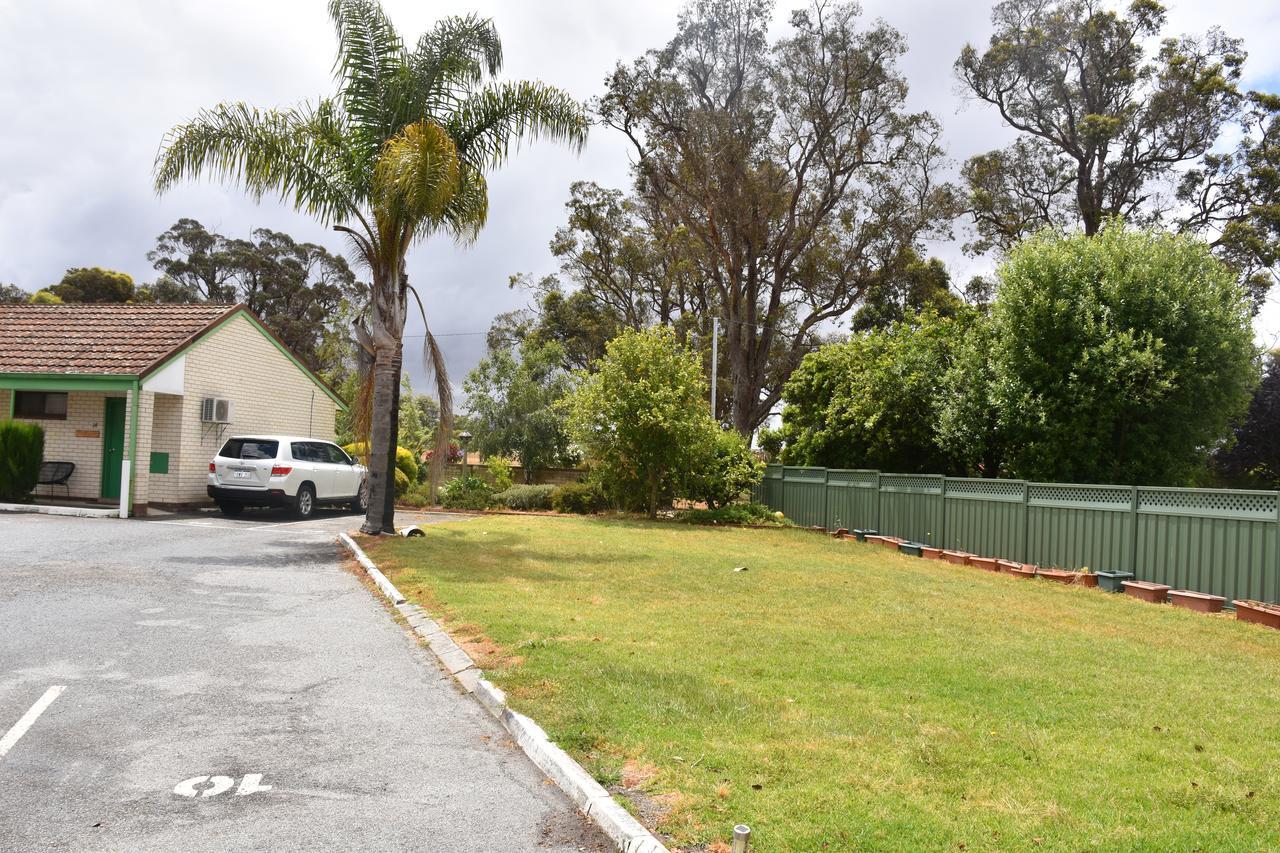 Mount Barker Valley Views Motel & Chalets, Western Australia 외부 사진